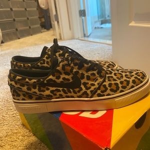 Nike SB Janoski Leopard